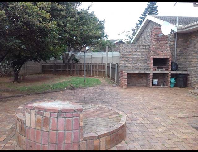 3 BEDROOM HOUSE RENTED IN BLUEWATER BAY